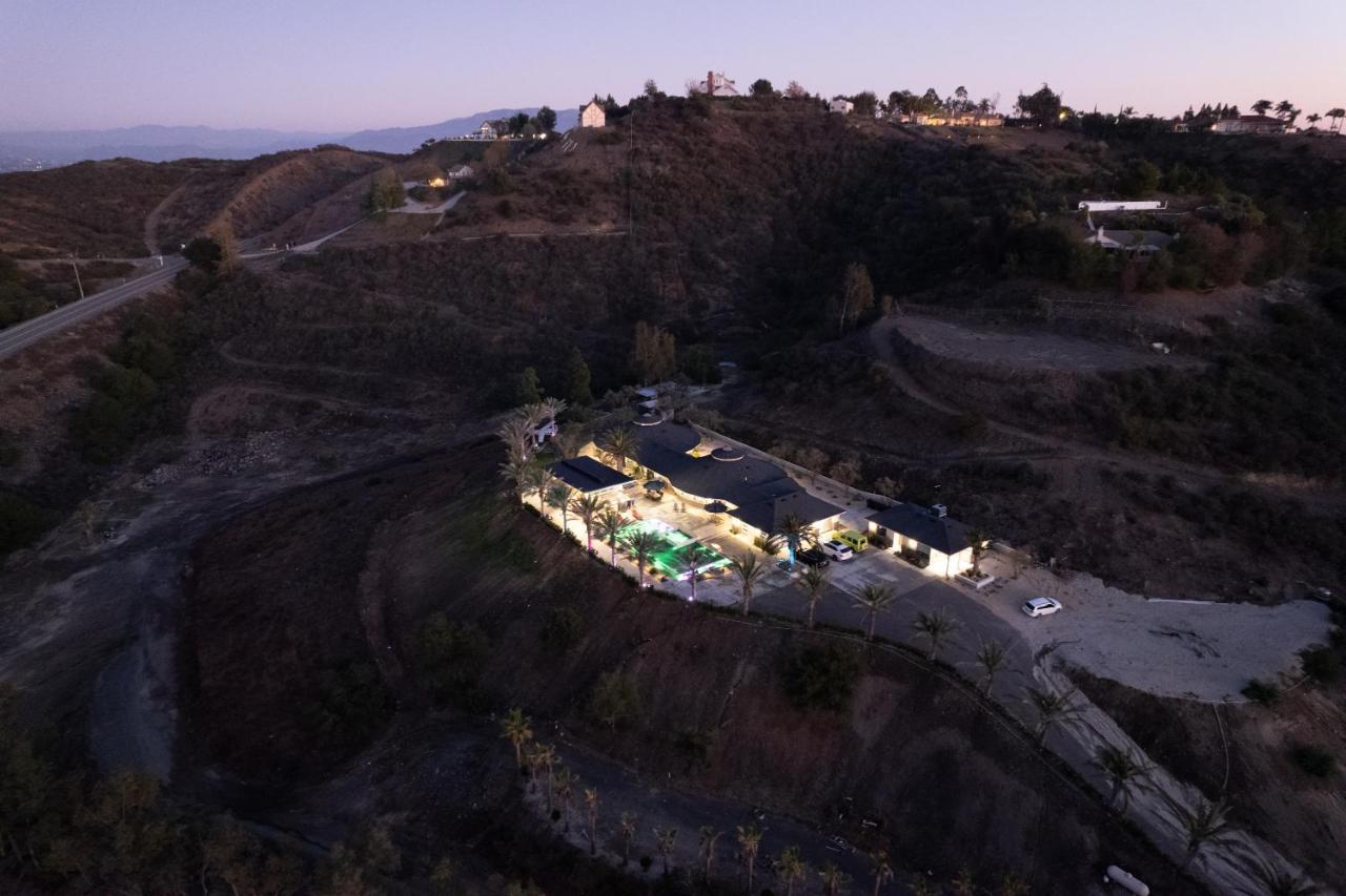 Iron Mansion Private Resort-Event Space 12000 Ft! Temecula Esterno foto
