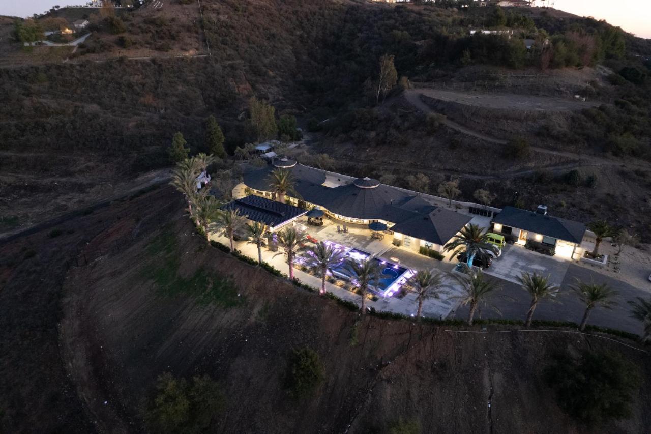 Iron Mansion Private Resort-Event Space 12000 Ft! Temecula Esterno foto