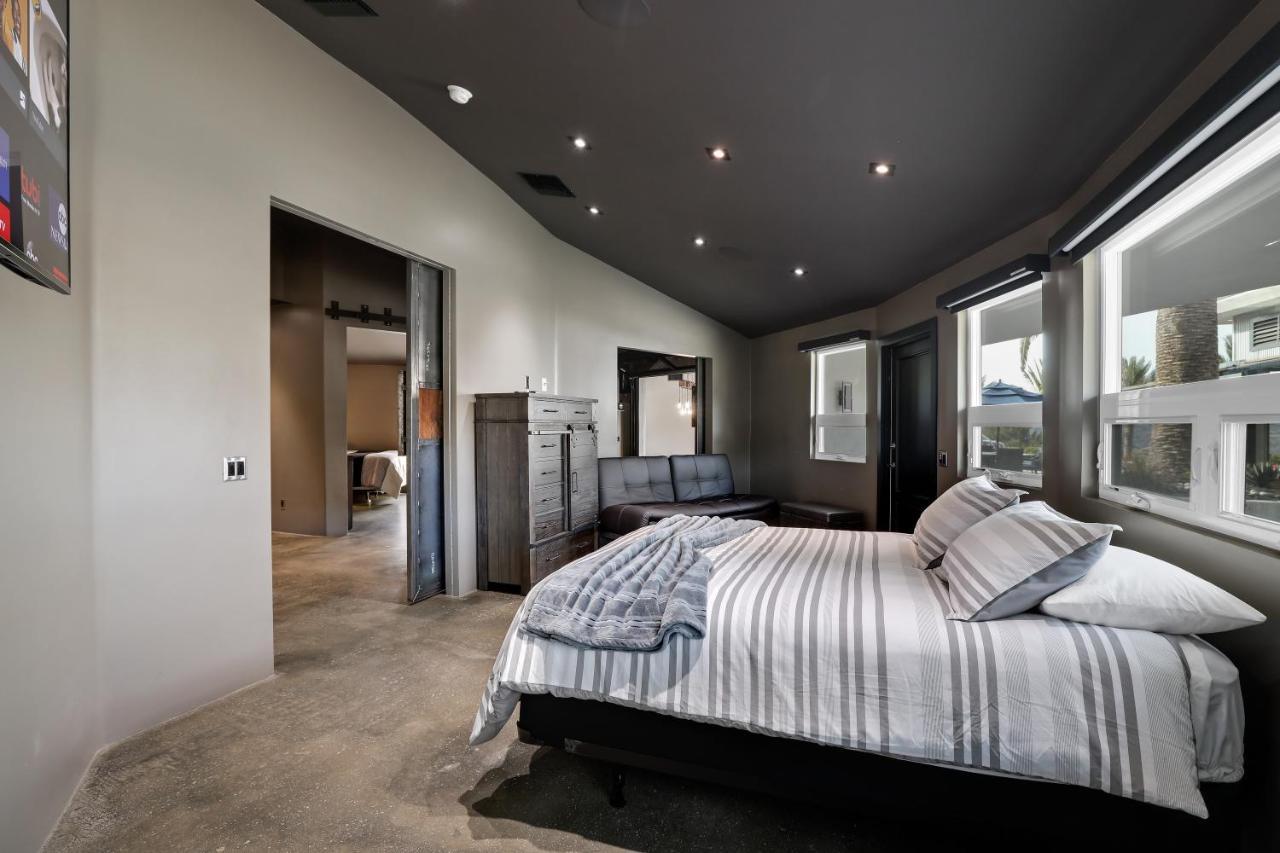 Iron Mansion Private Resort-Event Space 12000 Ft! Temecula Esterno foto